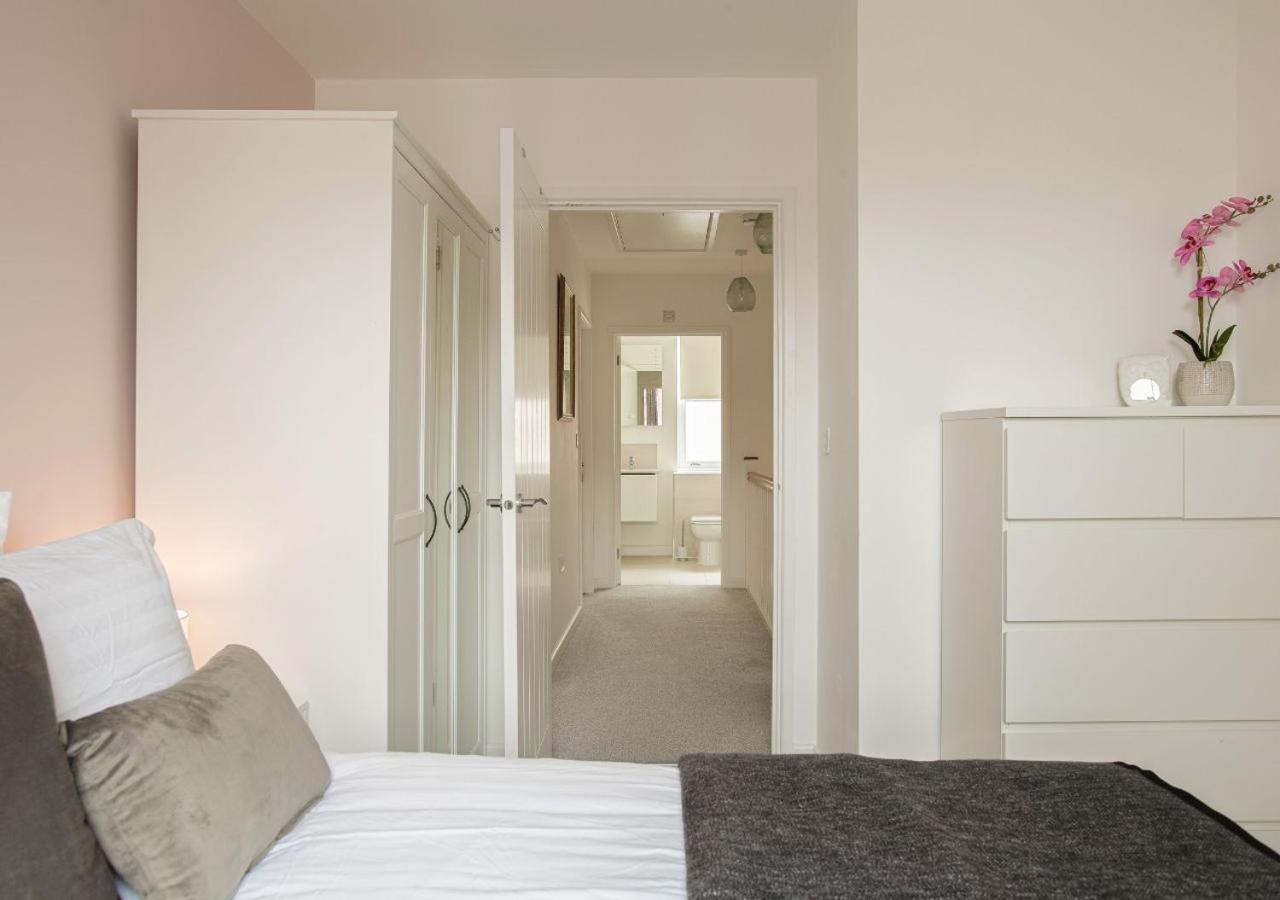 הוילה צ'לטנהם Stunning 2 Bed With Private Patio And Free Parking מראה חיצוני תמונה